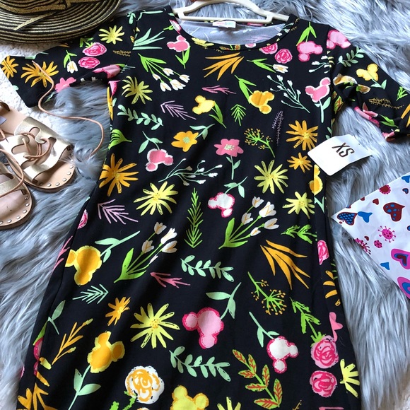 LuLaRoe Dresses & Skirts - 🆕 XS Disney Julia Dress 🤩